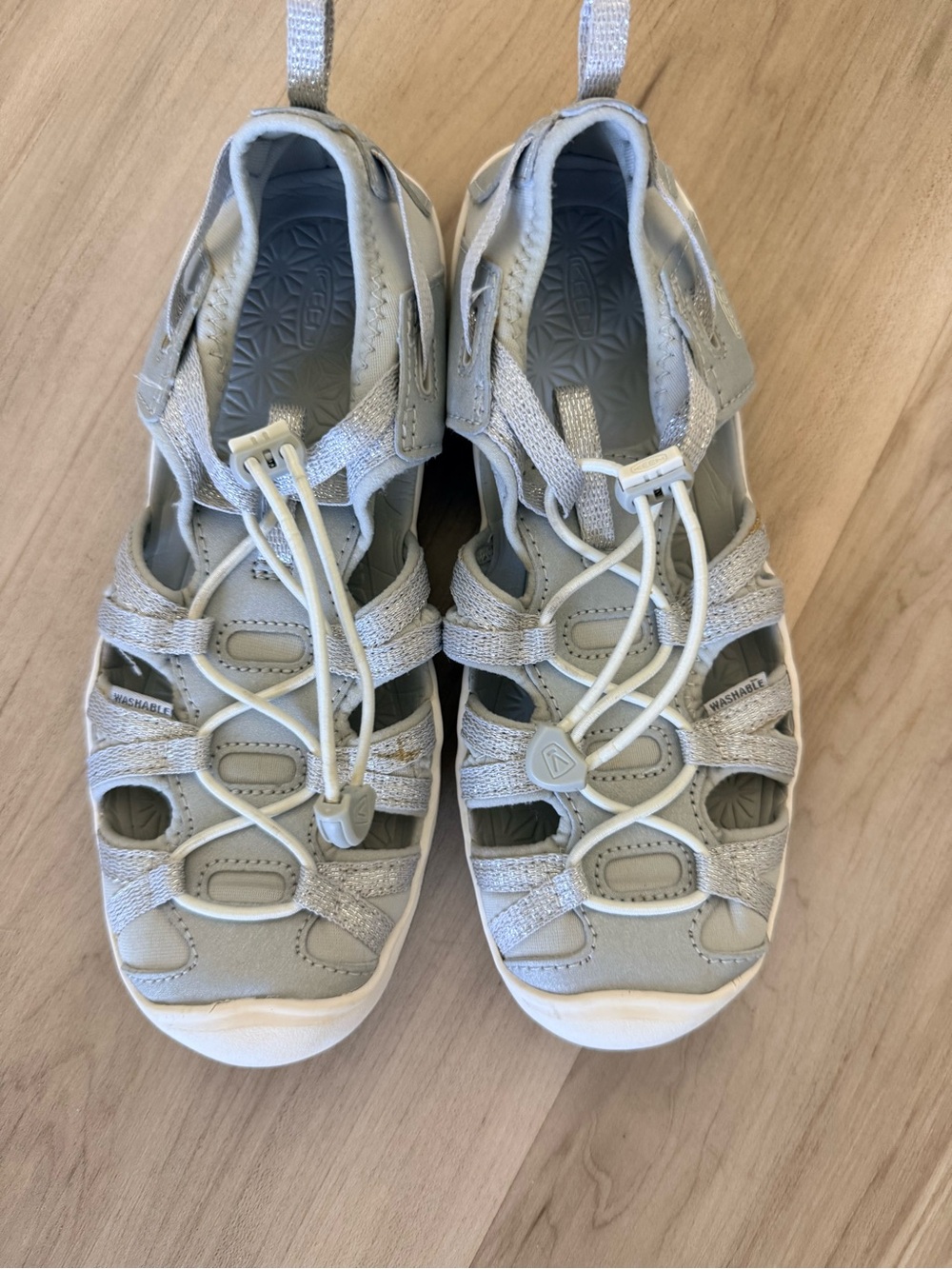 Keen Kids Moxie Girls Water Sandals in Silver
